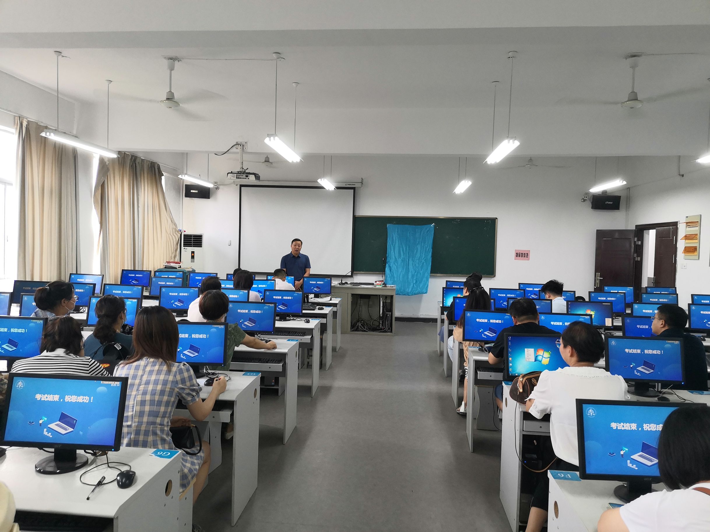 2021年注册会计师全国统一考试在米兰顺利举办