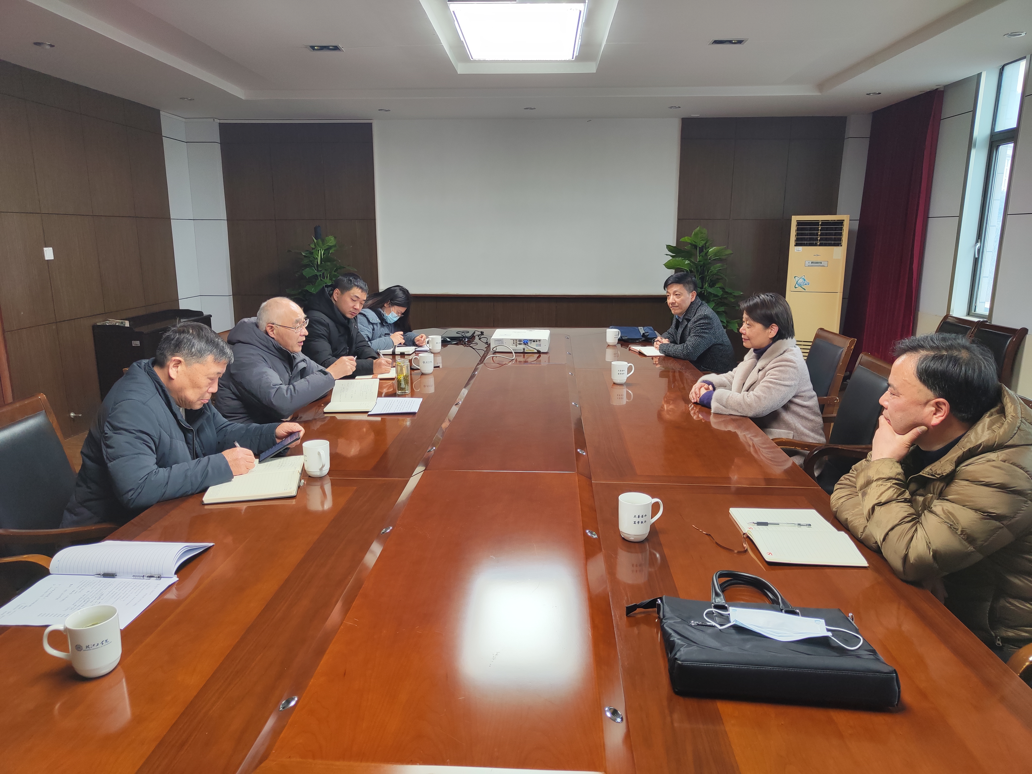 马鞍山市科学技术协会领导来米兰交流