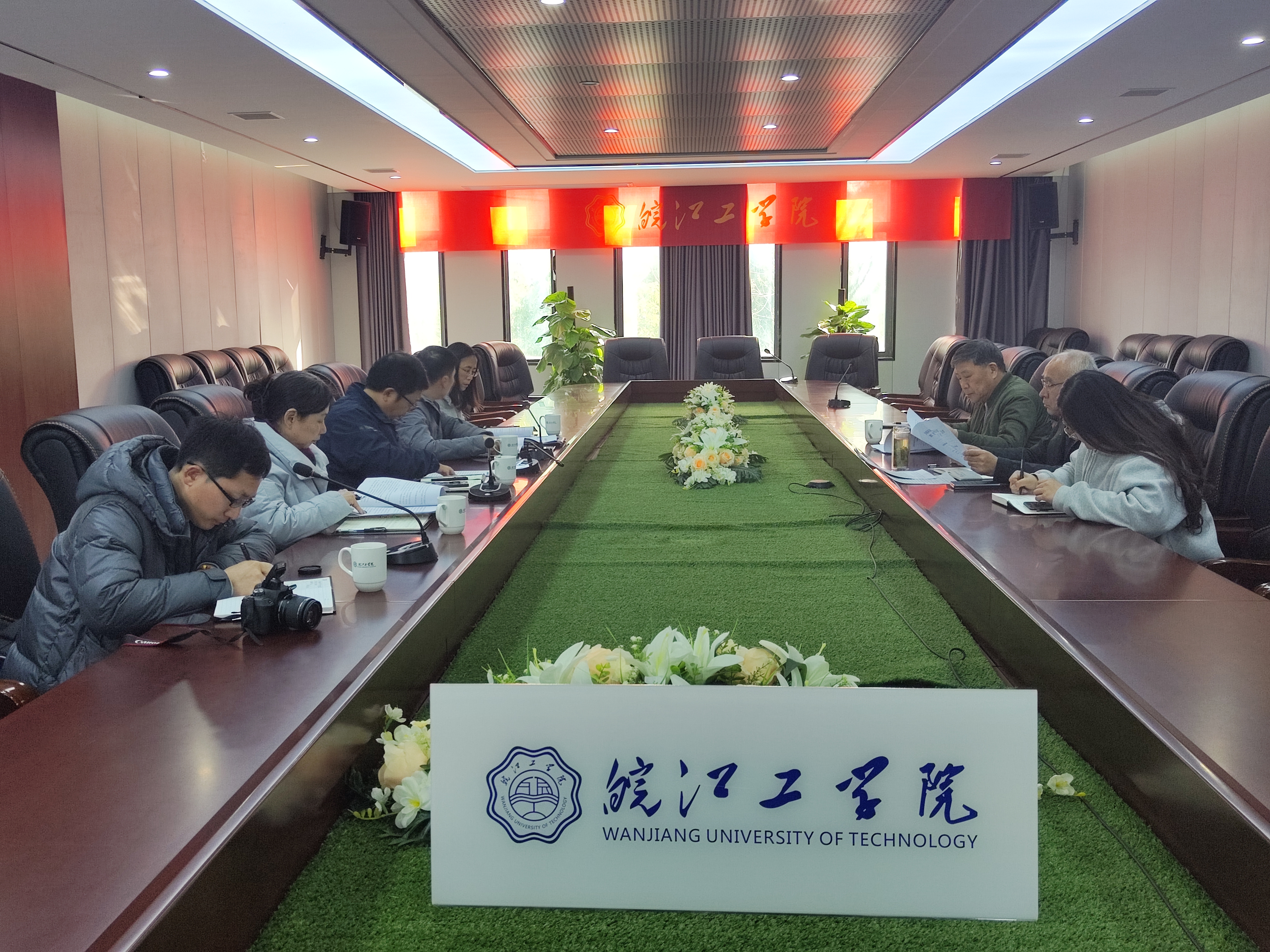 市监管局知识产权专家来米兰指导知识产权服务中心建设工作