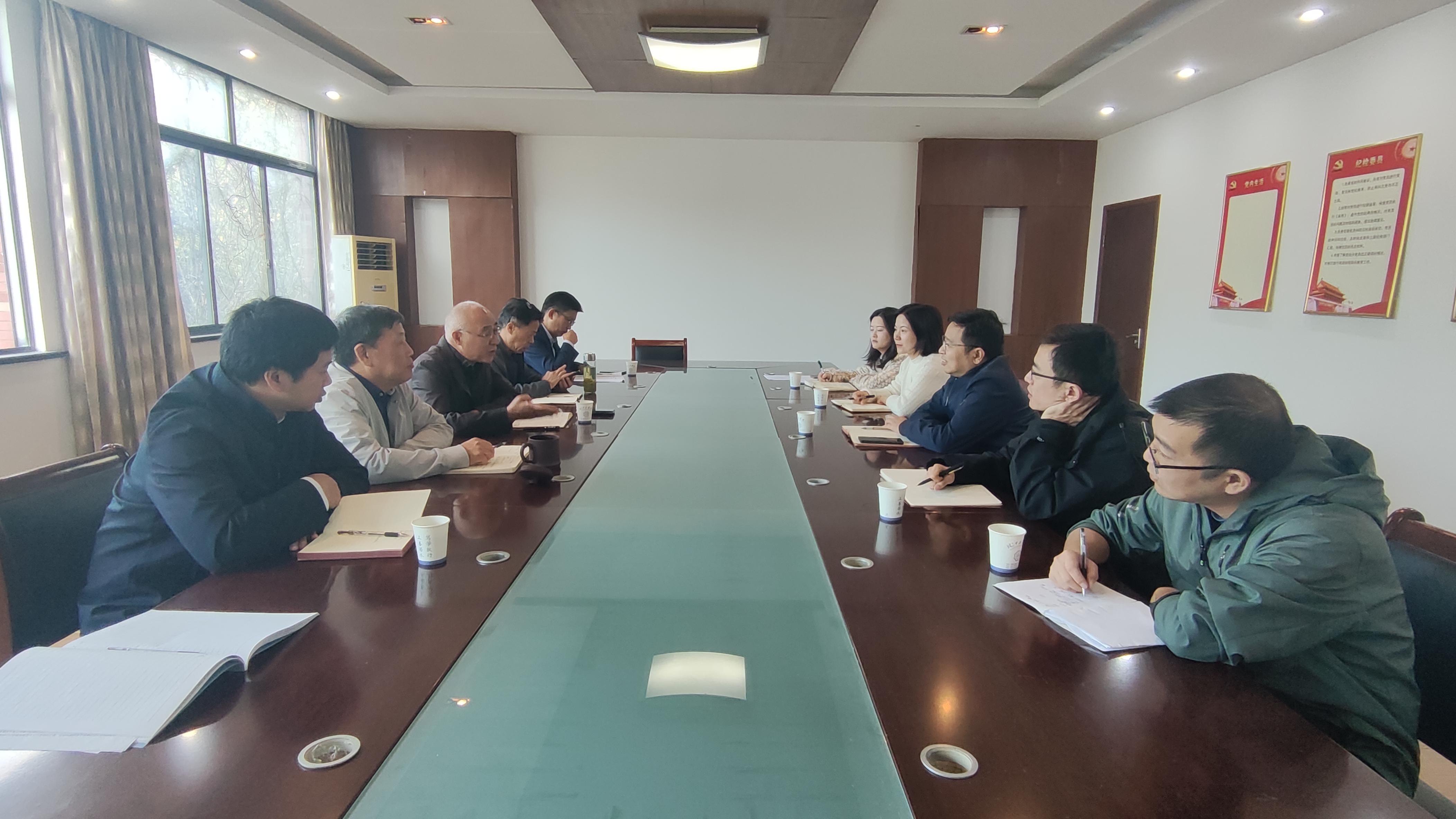 雨山区科技局局长汪杭、人社局局长王昌一行来米兰交流