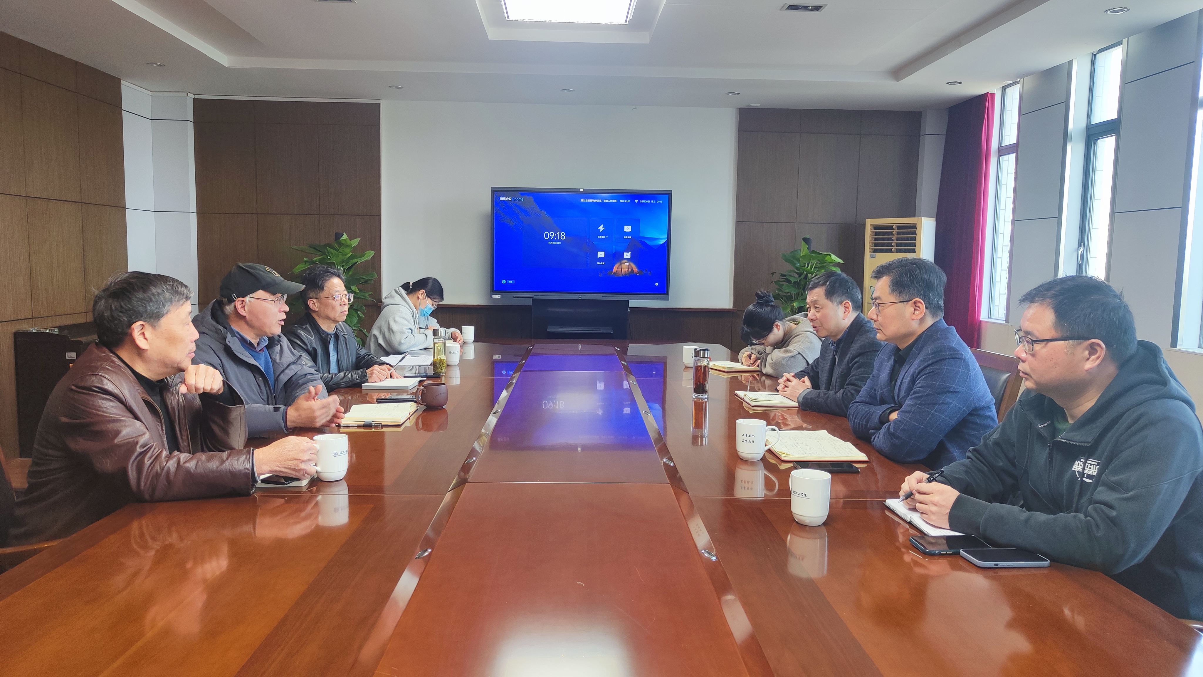 马鞍山市科技局汤向阳一行来米兰调研